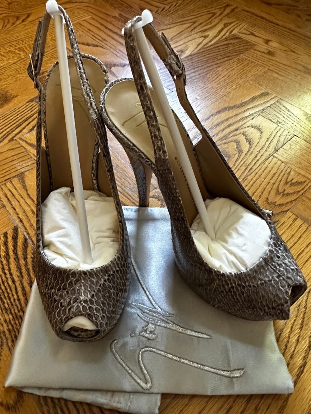 NIB Giuseppe Zanotti Sand Snakeskin Platform Heel